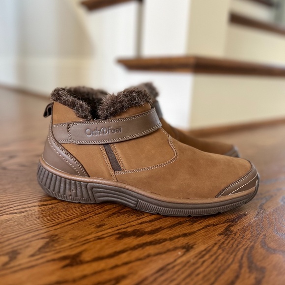 Orthofeet Siena Suede Leather Ankle Boots Brown Size 9.5 B Medium NEW - Picture 1 of 15